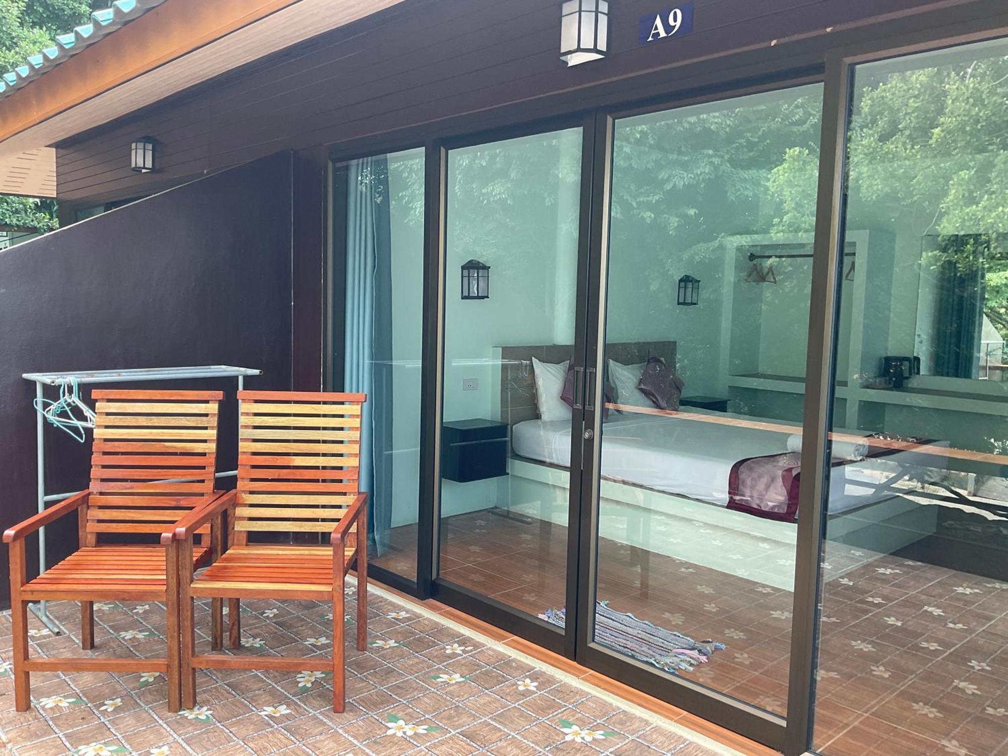 Ocean View Resort Тау Экстерьер фото
