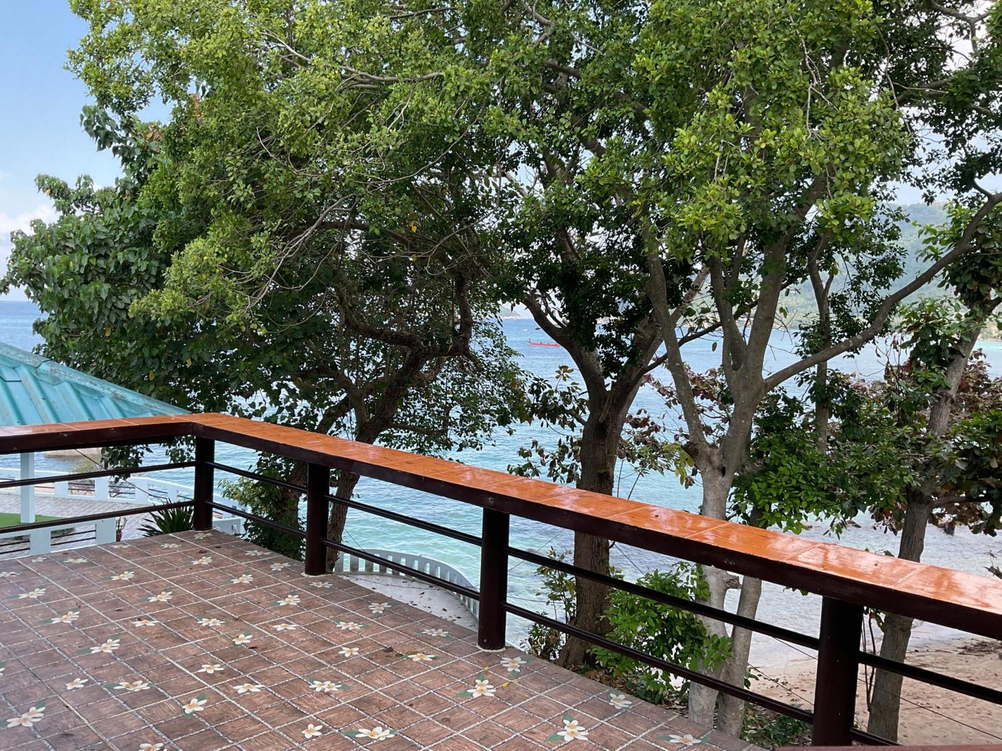 Ocean View Resort Тау Экстерьер фото