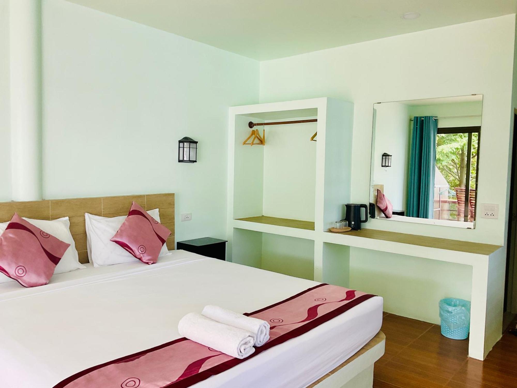 Ocean View Resort Тау Экстерьер фото